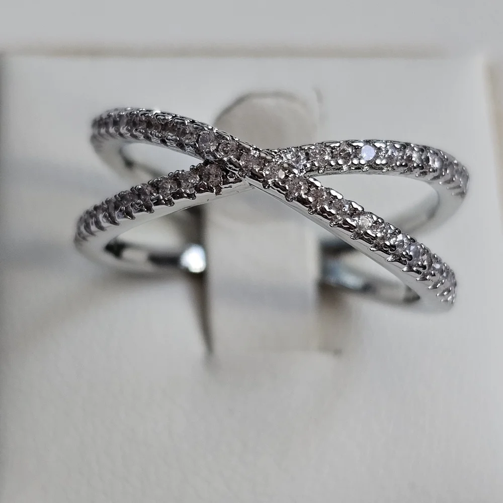 Criss cross silver plate cz rhinestone fashion ring